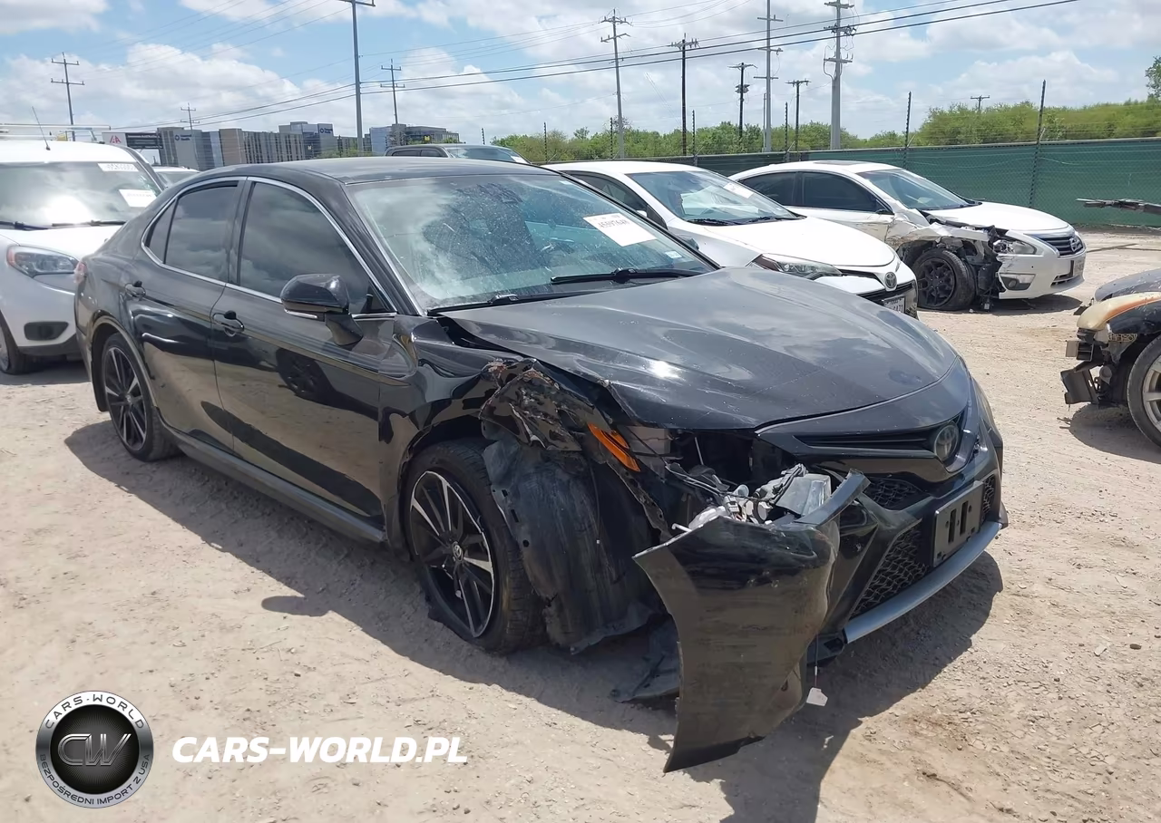 2020 Toyota Camry Xse – zdjęcie 1 z 16