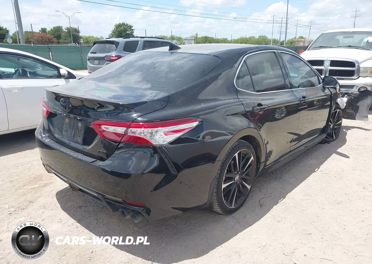 2020 Toyota Camry Xse VIN:4T1K61AK2LU390721 - 4