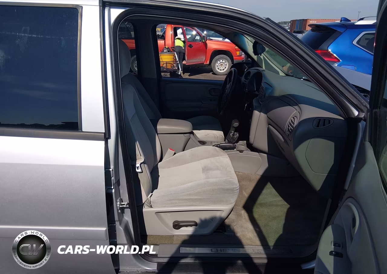 2009 Chevrolet Trailblazer Lt VIN:1GNDT33S292124013 - 5