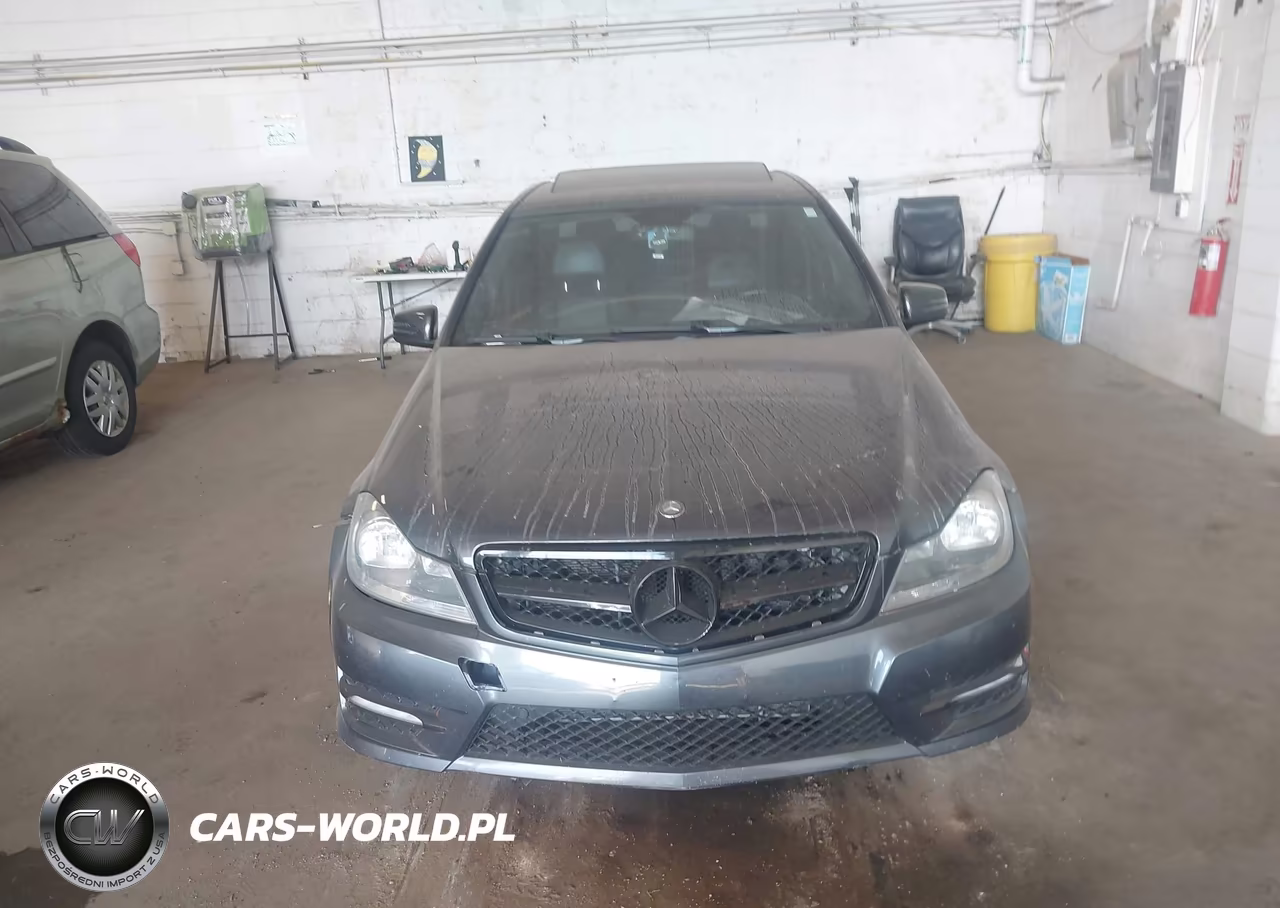 2013 Mercedes-Benz C 300 Sport 4Matic VIN:WDDGF8AB8DR245325 - 12