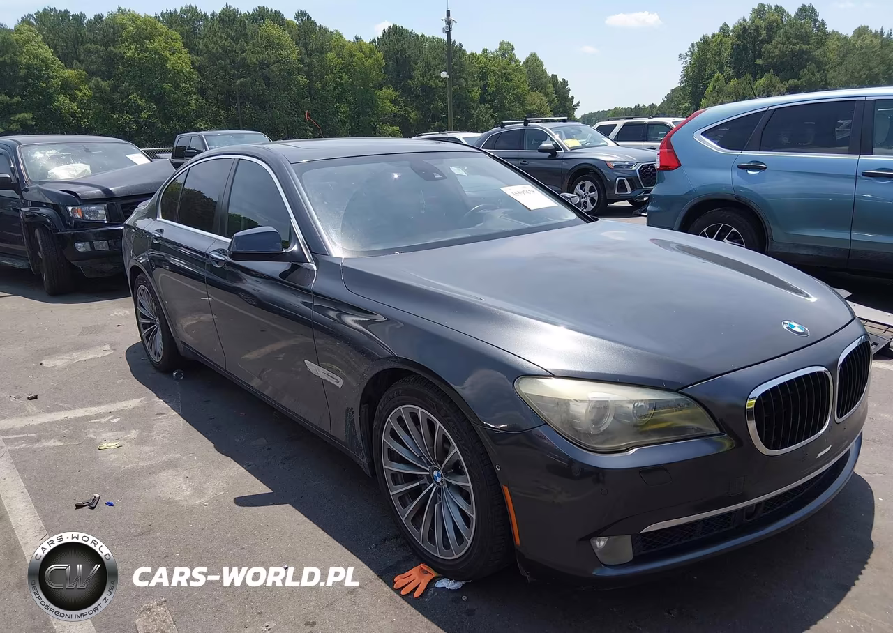 2009 BMW 750I