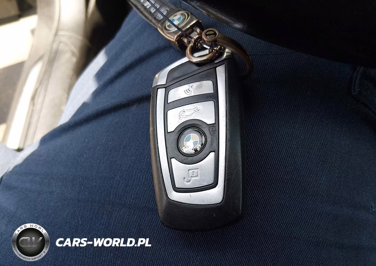 2009 BMW 750I VIN:WBAKA835X9CY34877 - 11