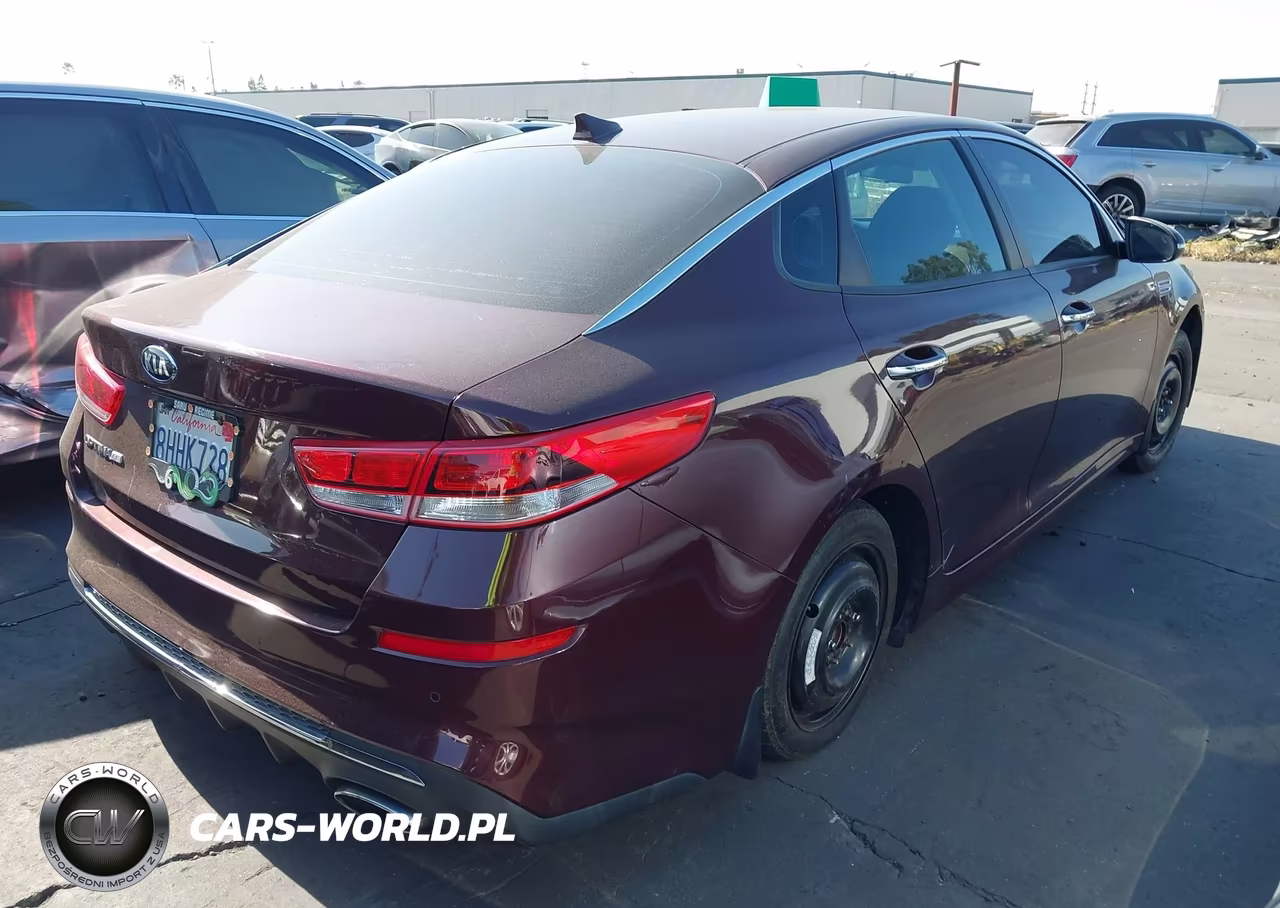 2019 Kia Optima Lx VIN:5XXGT4L32KG318917 - 4