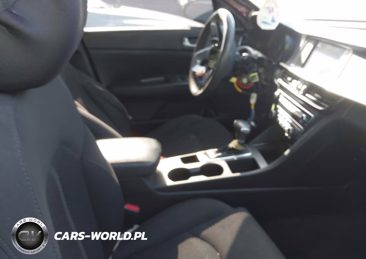 2019 Kia Optima Lx VIN:5XXGT4L32KG318917 - 5