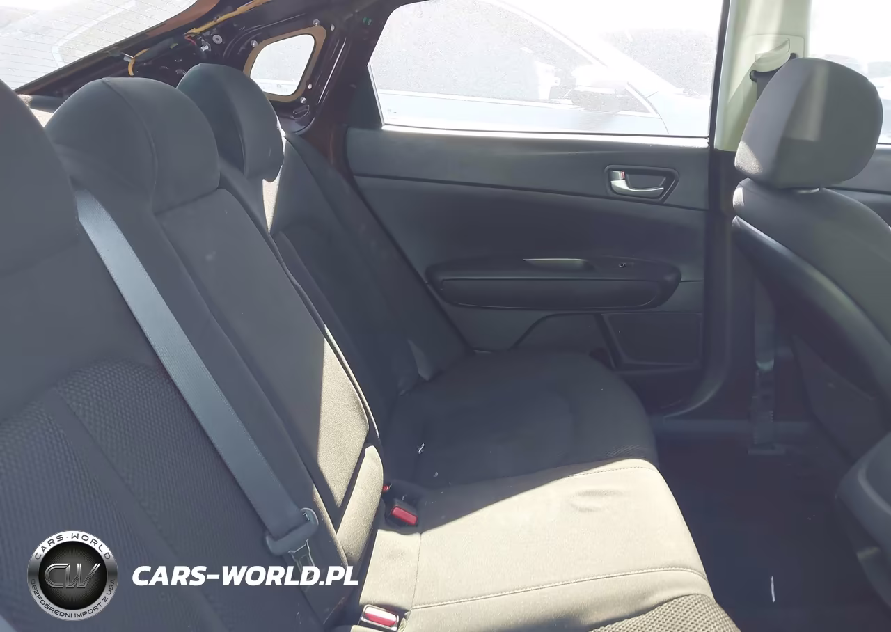 2019 Kia Optima Lx VIN:5XXGT4L32KG318917 - 8