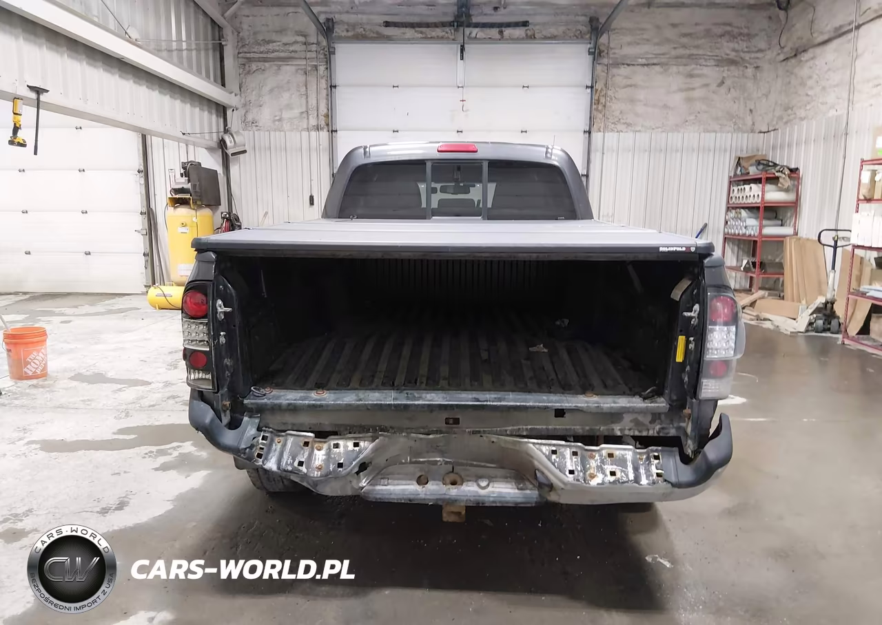 2011 Toyota Tacoma Base V6 VIN:3TMMU4FNXBM036116 - 17