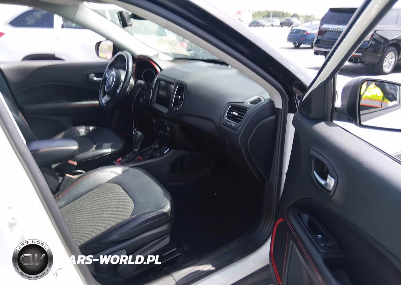 2020 Jeep Compass Trailhawk 4X4 VIN:3C4NJDDB0LT166791 - 5