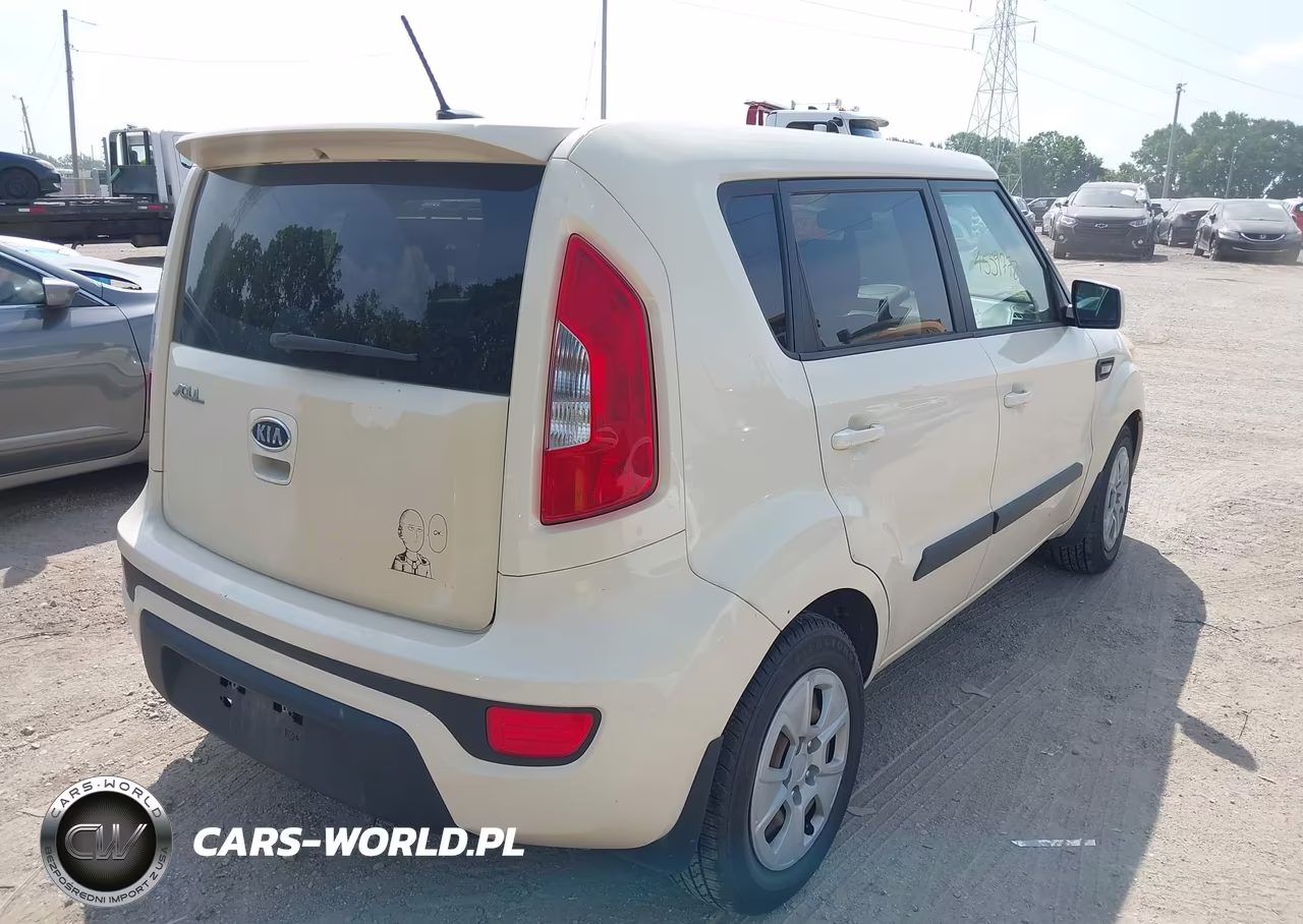 2012 Kia Soul VIN:KNDJT2A51C7464220 - 4