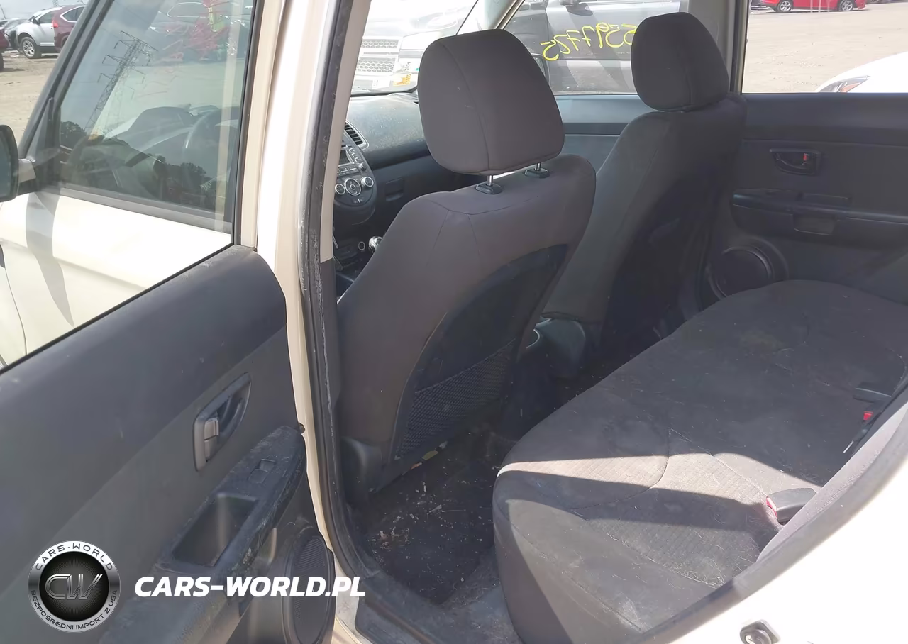 2012 Kia Soul VIN:KNDJT2A51C7464220 - 8