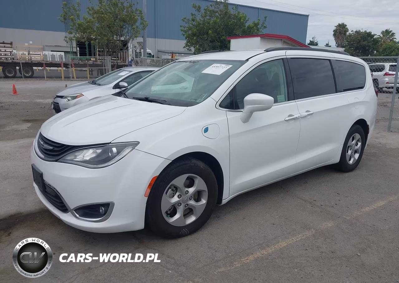 2017 Chrysler Pacifica Hybrid Premium VIN:2C4RC1L74HR764352 - 2