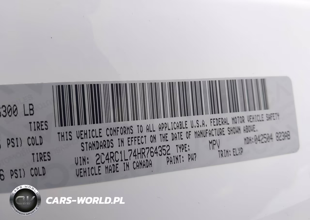 2017 Chrysler Pacifica Hybrid Premium VIN:2C4RC1L74HR764352 - 9