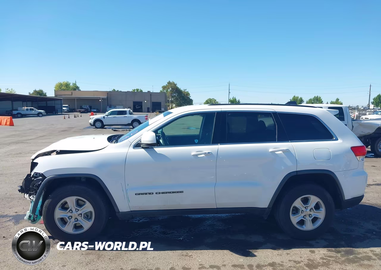 2017 Jeep Grand Cherokee Laredo VIN:1C4RJFAG9HC627518 - 14