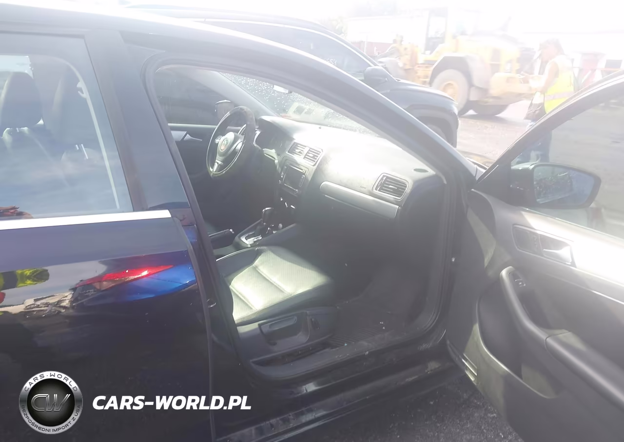 2014 Volkswagen Jetta 1.8T Se VIN:3VWD07AJXEM385926 - 5