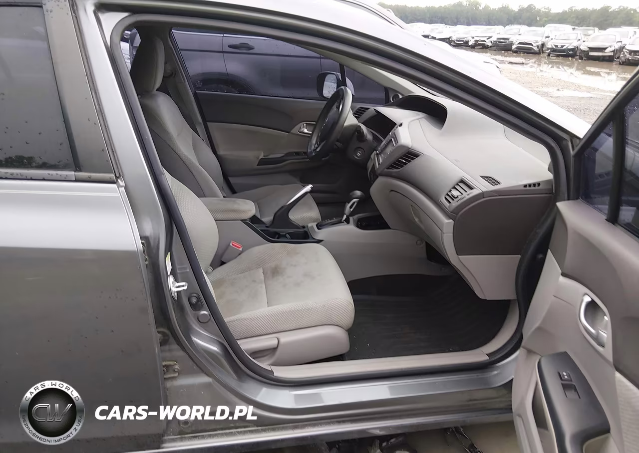 2012 Honda Civic Hybrid VIN:JHMFB4F27CS002811 - 5