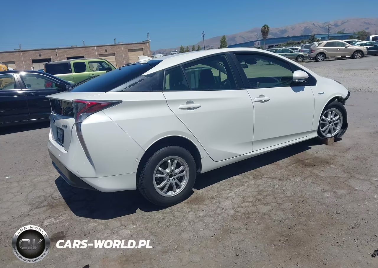 2017 Toyota Prius Two VIN:JTDKBRFU8H3049880 - 4