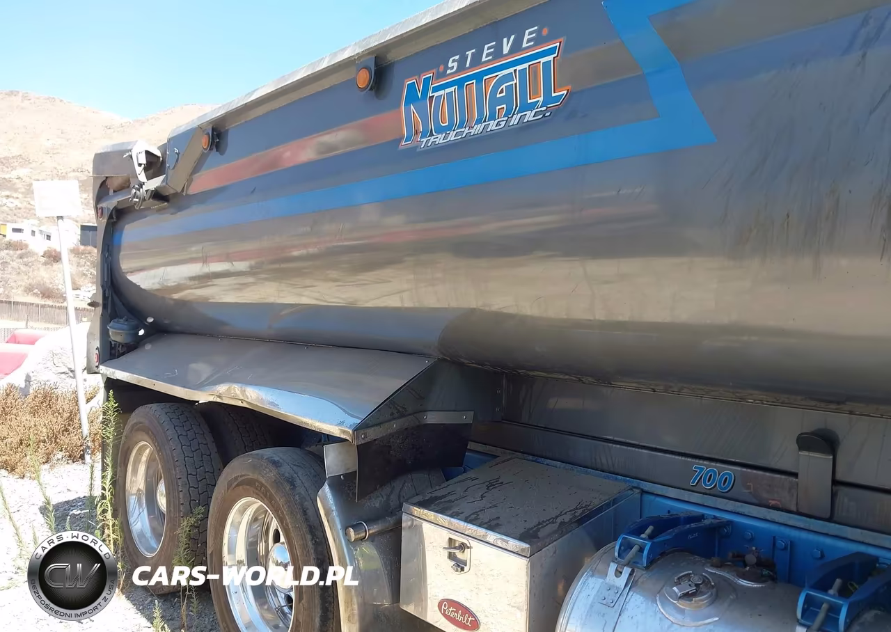2019 Peterbilt 389 VIN:1NPXL49X5KD612695 - 15