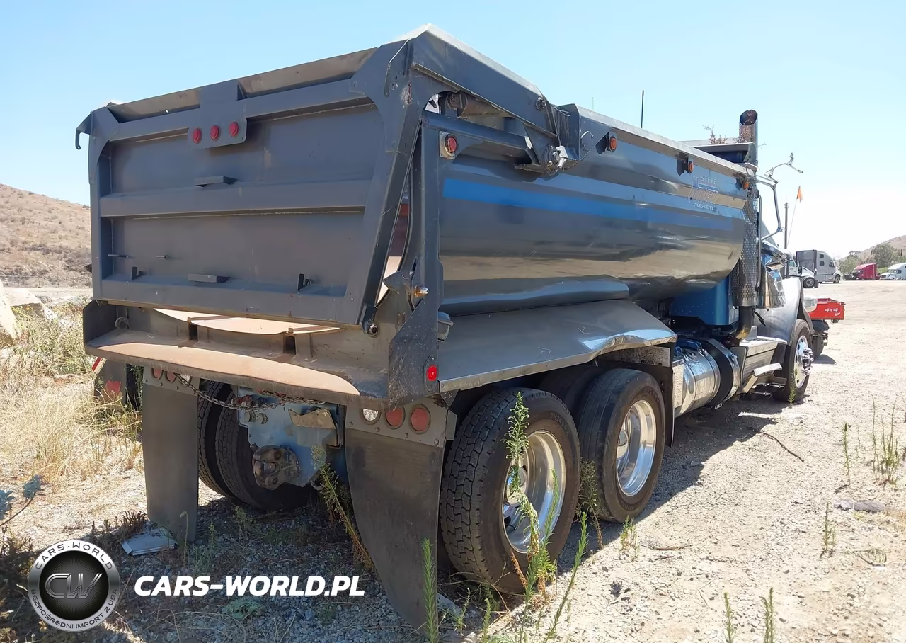 2019 Peterbilt 389 VIN:1NPXL49X5KD612695 - 4