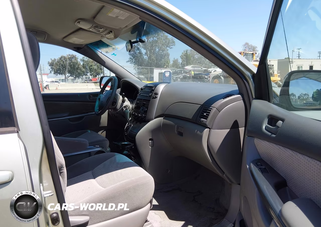 2010 Toyota Sienna Le VIN:5TDKK4CC7AS314677 - 5