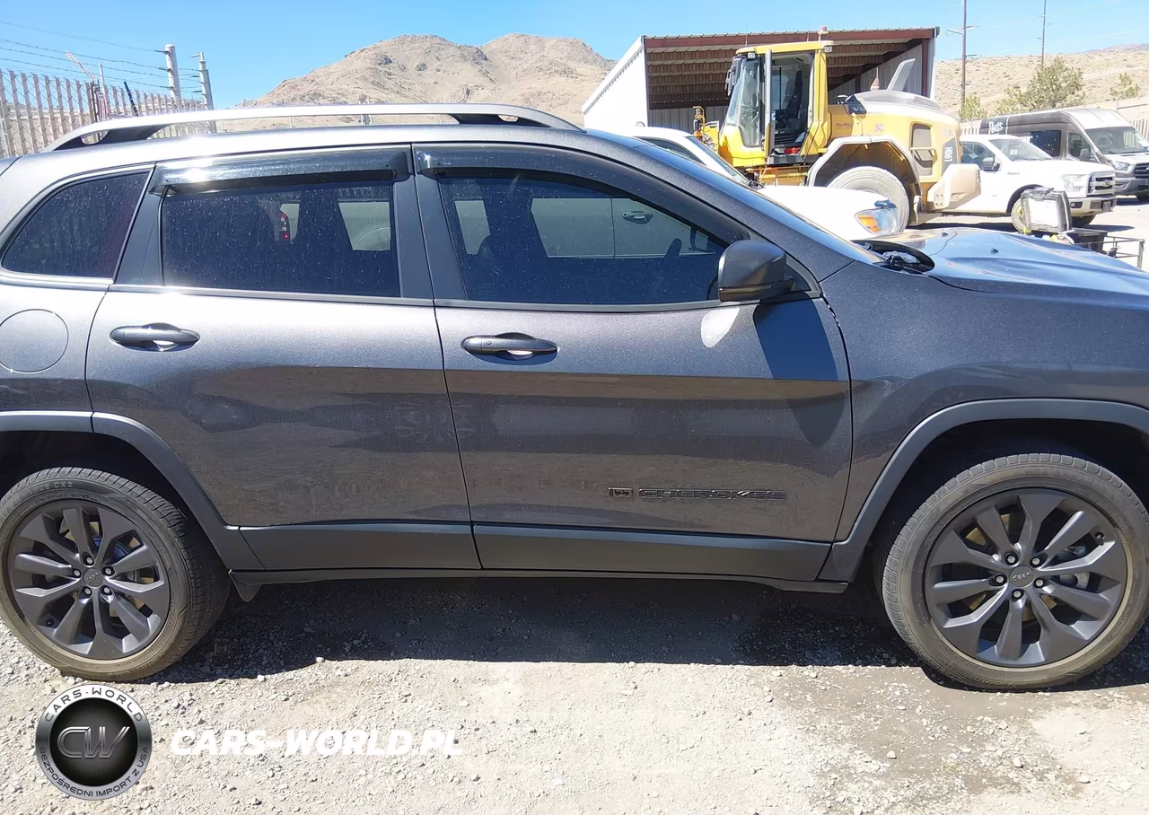 2021 Jeep Cherokee 80Th Anniversary 4X4 VIN:1C4PJMMX5MD205970 - 14