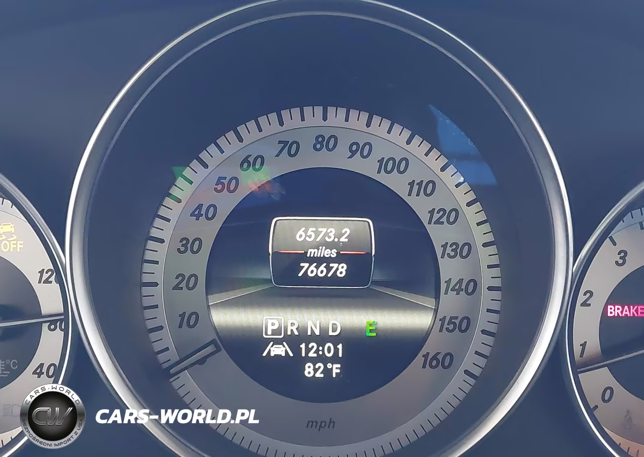 2013 Mercedes-Benz C 250 VIN:WDDGJ4HB5DF967043 - 16