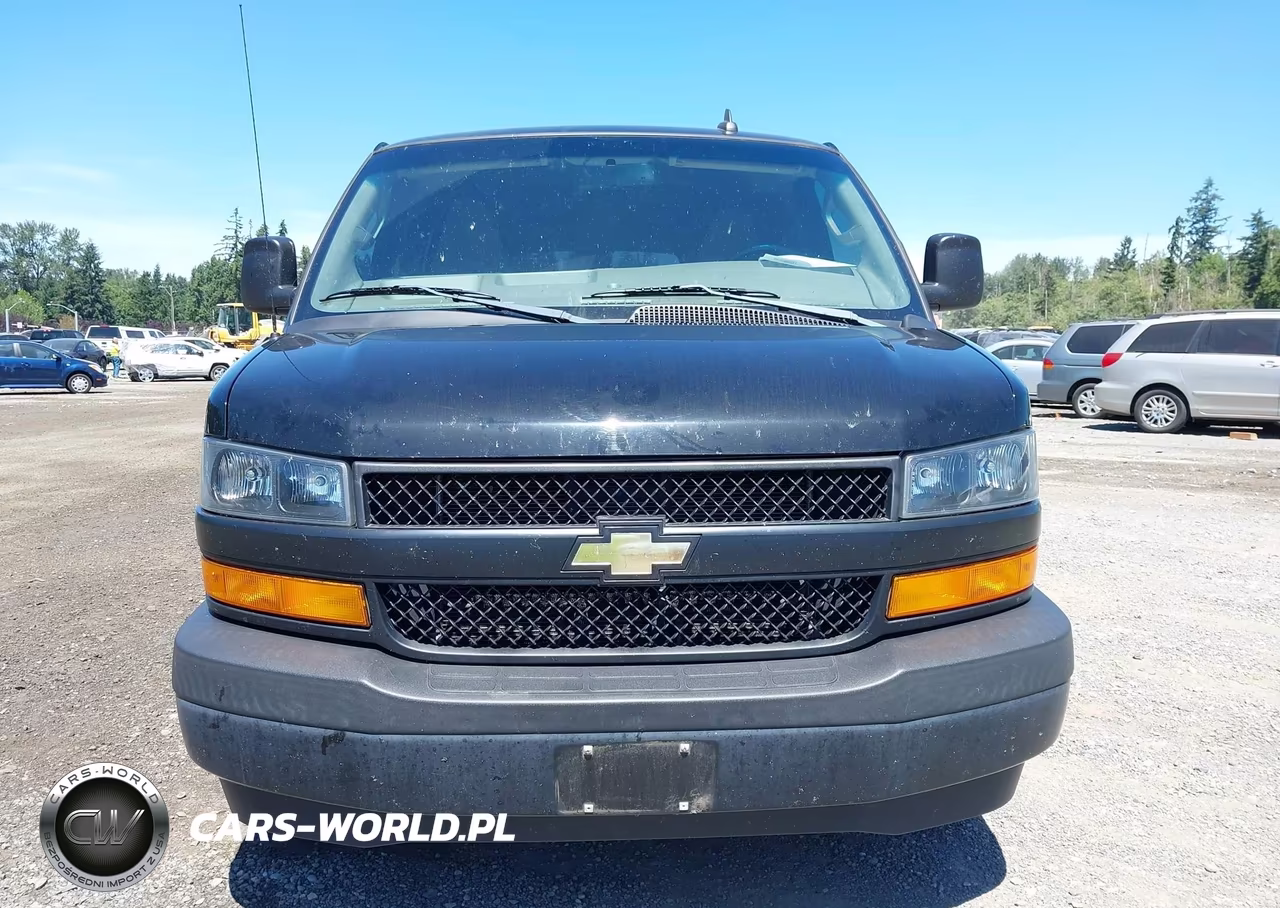 2018 Chevrolet Express 2500 Work Van VIN:1GCWGAFG5J1289534 - 12