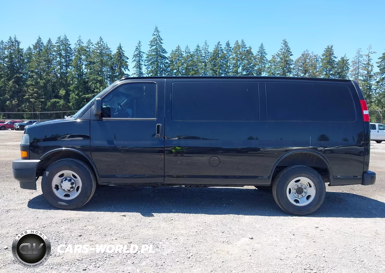 2018 Chevrolet Express 2500 Work Van VIN:1GCWGAFG5J1289534 - 14