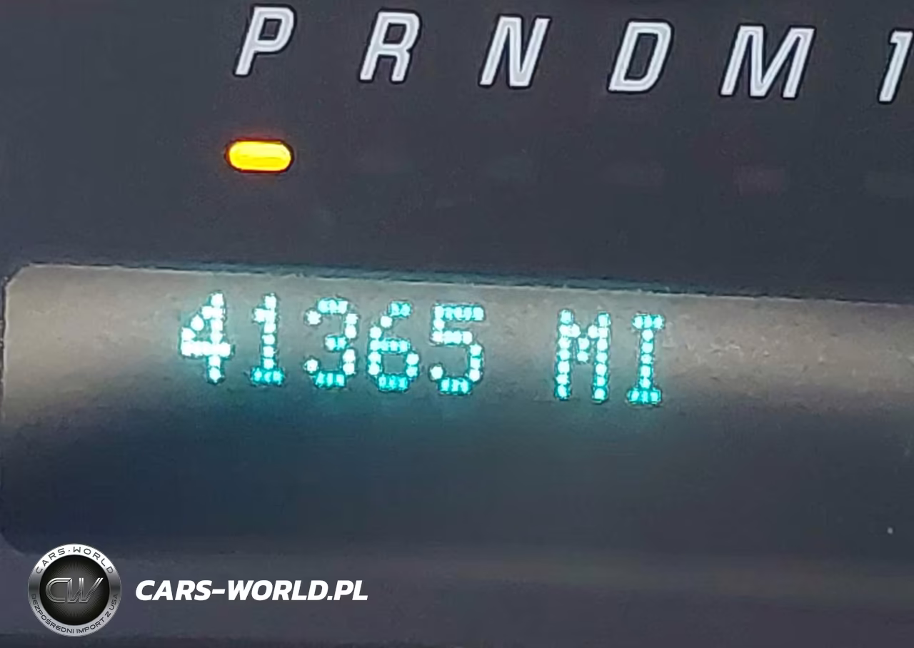 2018 Chevrolet Express 2500 Work Van VIN:1GCWGAFG5J1289534 - 15