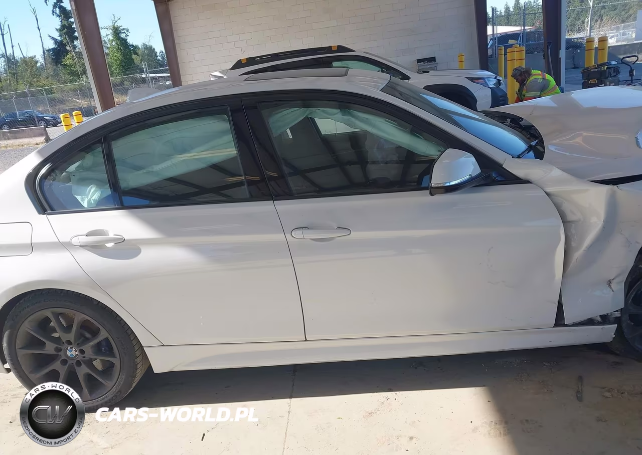 2018 BMW 330I VIN:WBA8B9G53JNT89866 - 14