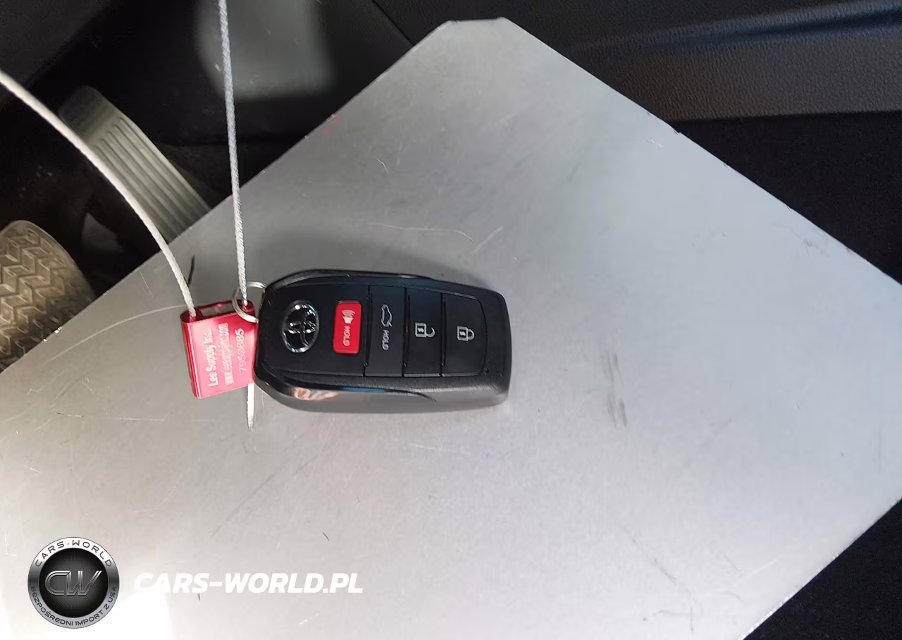 2024 Toyota Crown Limited VIN:JTDAAAAF4R3024128 - 11