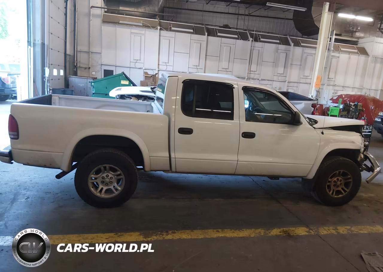 2002 Dodge Dakota Sport VIN:1B7HG38N82S562817 - 14