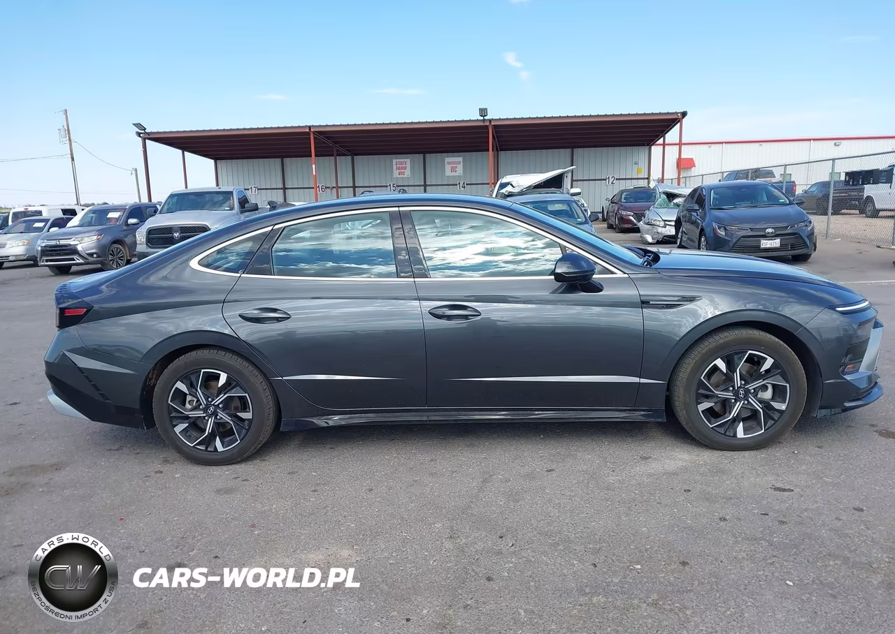 2024 Hyundai Sonata Sel VIN:KMHL64JA4RA413231 - 13