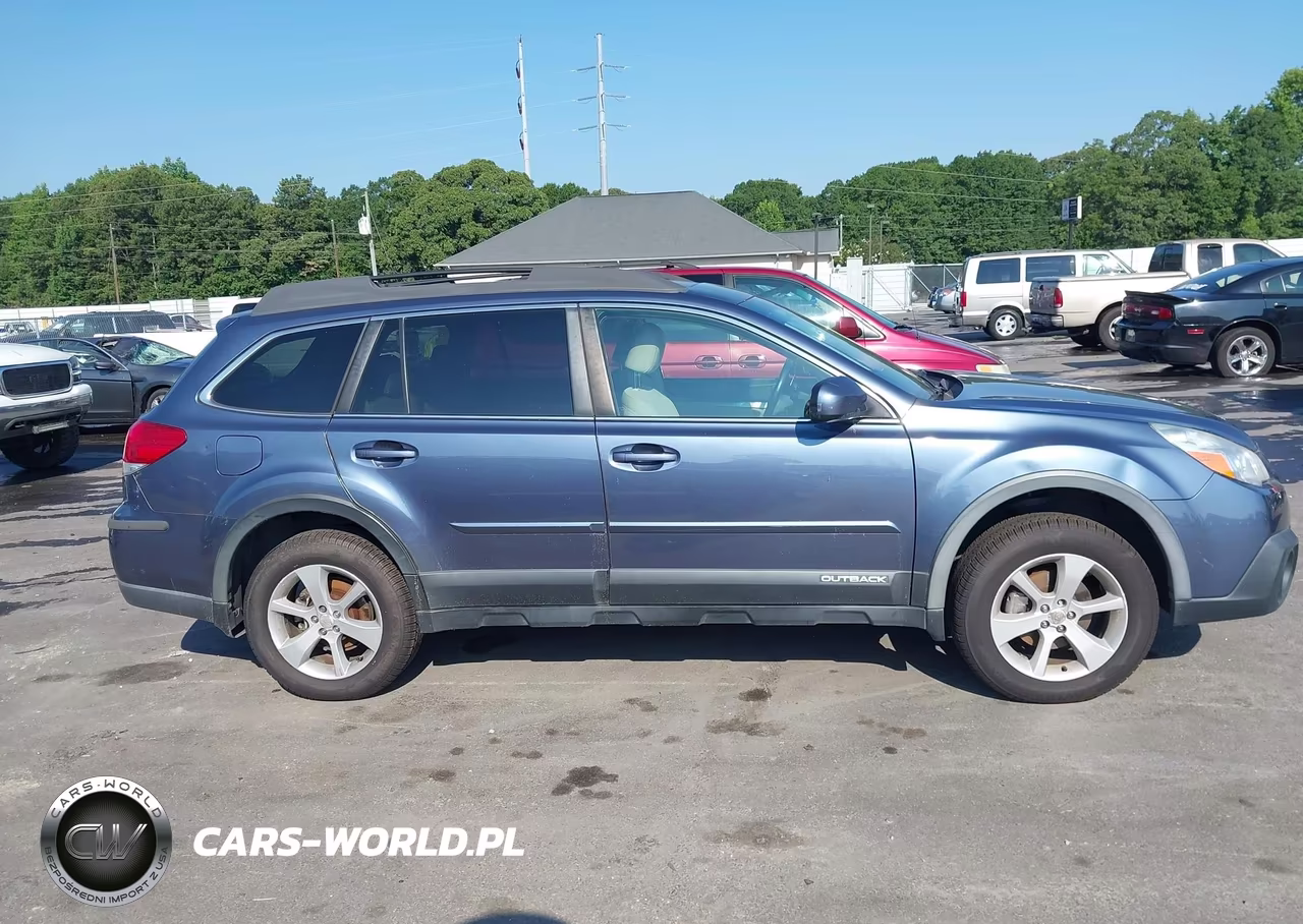 2014 Subaru Outback 2.5I Premium VIN:4S4BRCFCXE3246573 - 13