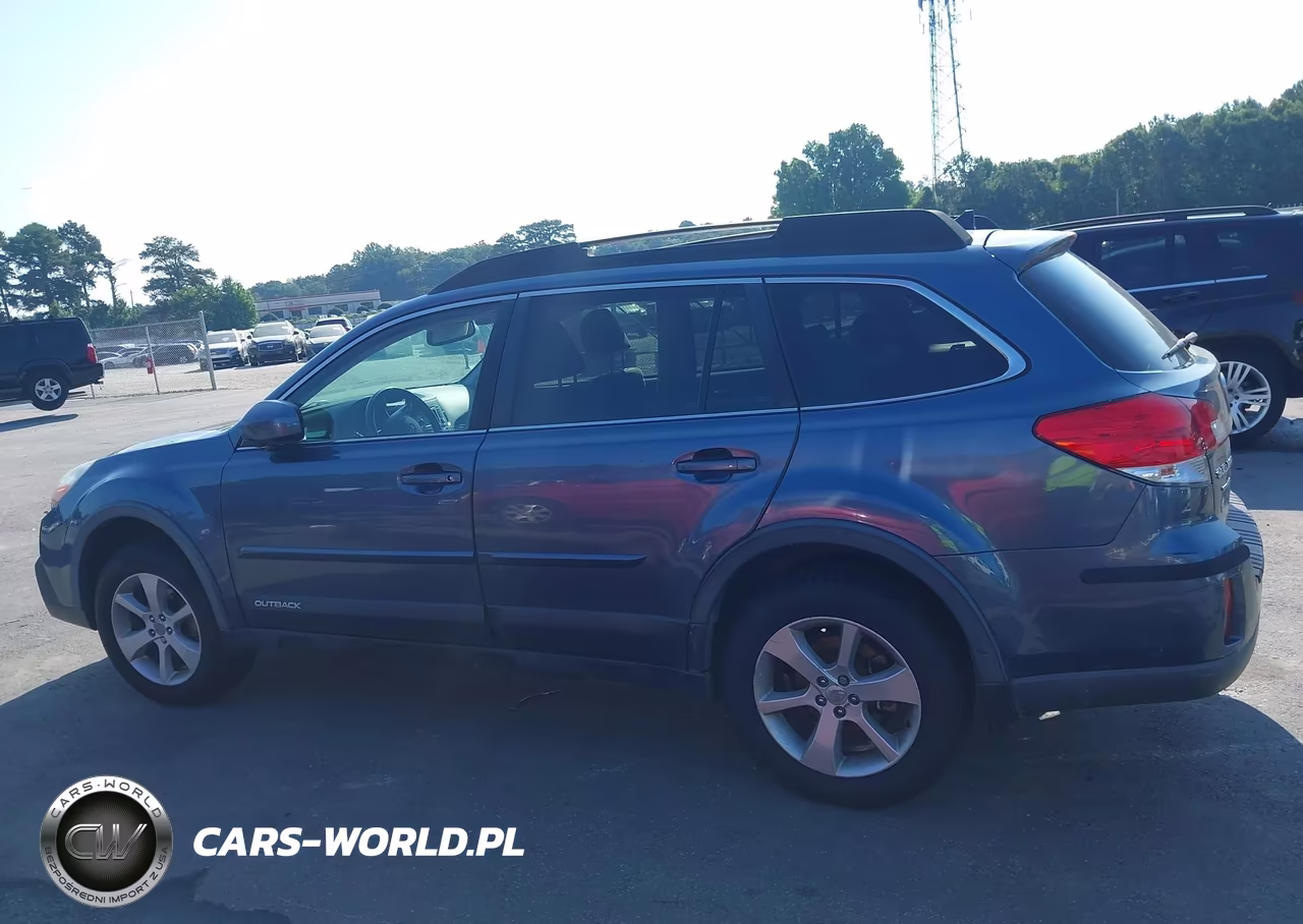 2014 Subaru Outback 2.5I Premium VIN:4S4BRCFCXE3246573 - 14