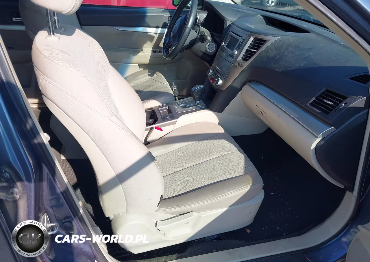 2014 Subaru Outback 2.5I Premium VIN:4S4BRCFCXE3246573 - 5