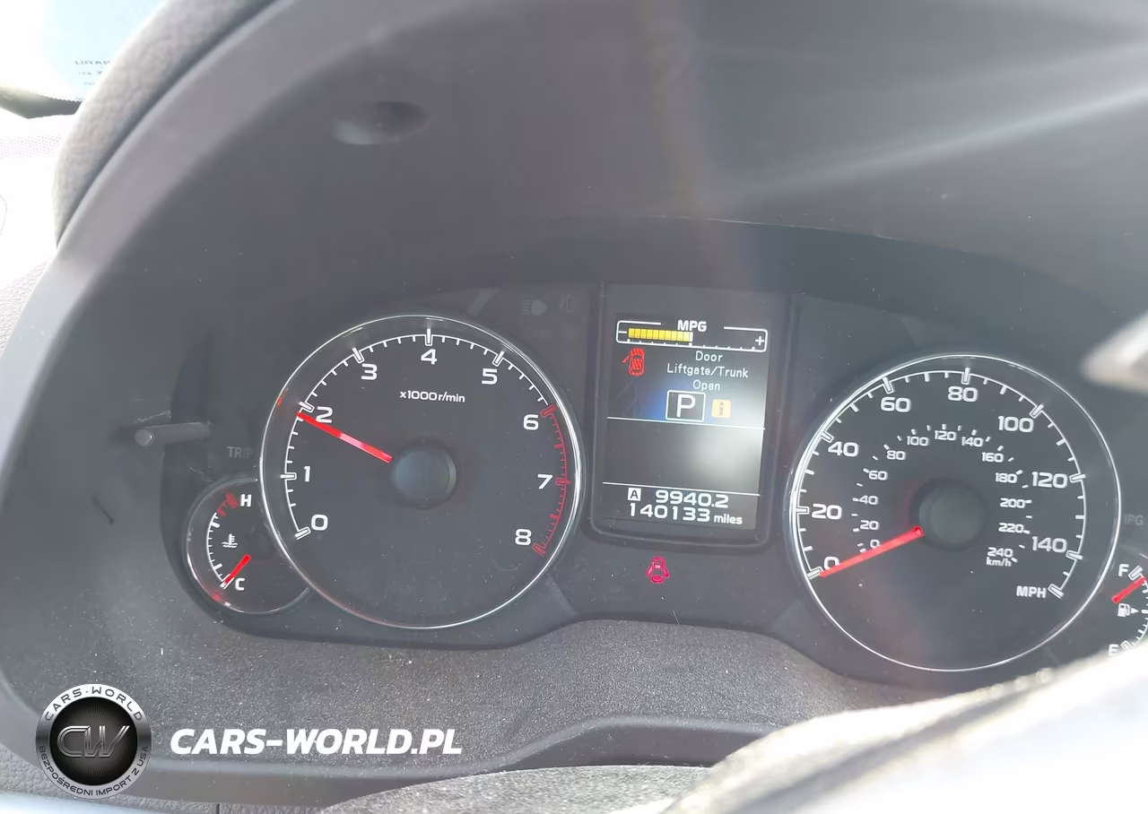 2014 Subaru Outback 2.5I Premium VIN:4S4BRCFCXE3246573 - 7