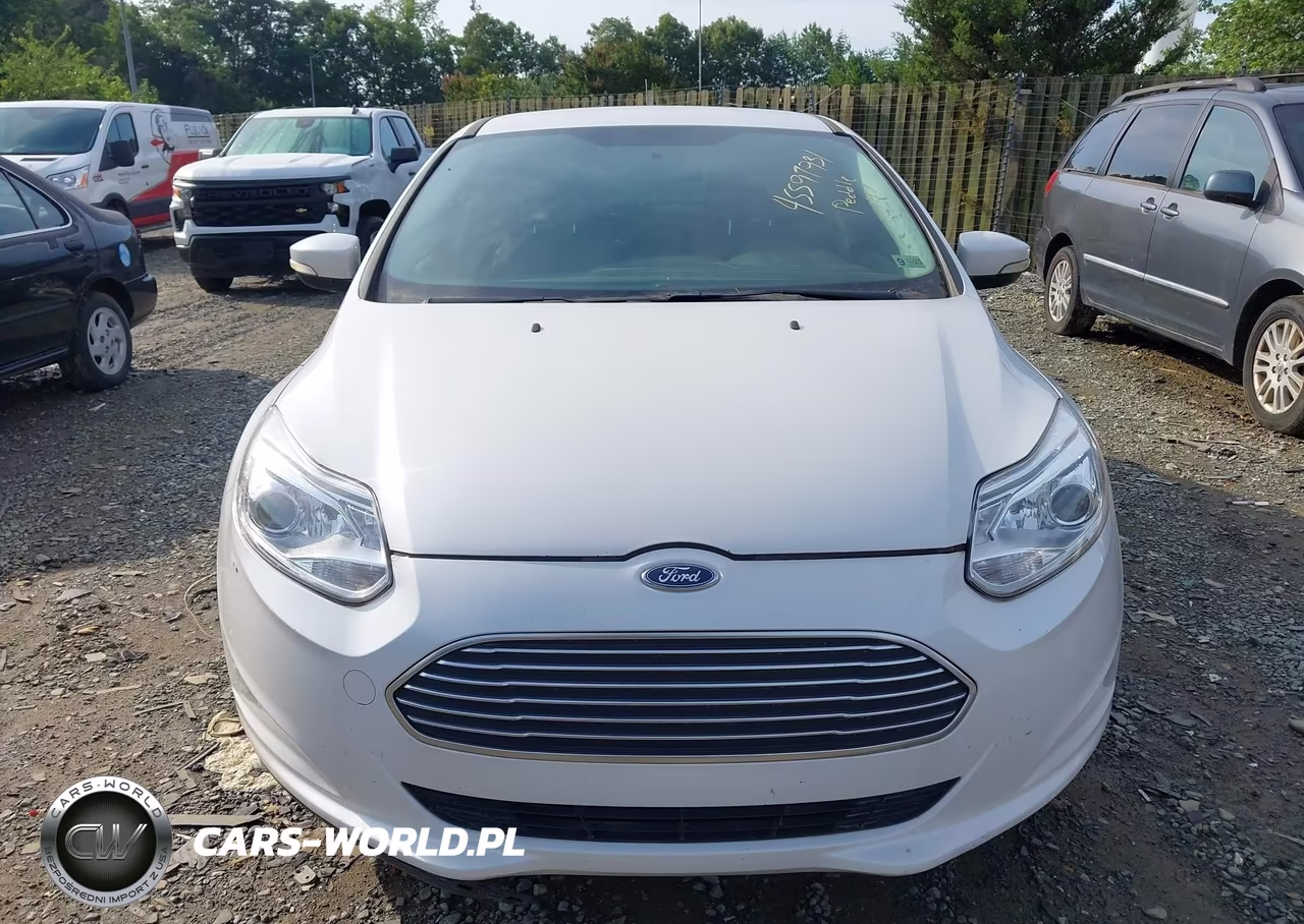 2017 Ford Focus Electric VIN:1FADP3R43HL296166 - 6