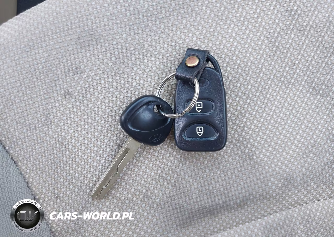 2013 Hyundai Accent Gls VIN:KMHCT4AE0DU522675 - 11
