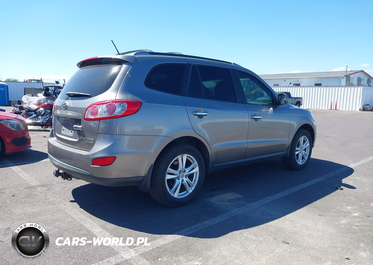 2011 Hyundai Santa Fe Limited V6 VIN:5XYZKDAG5BG013831 - 4