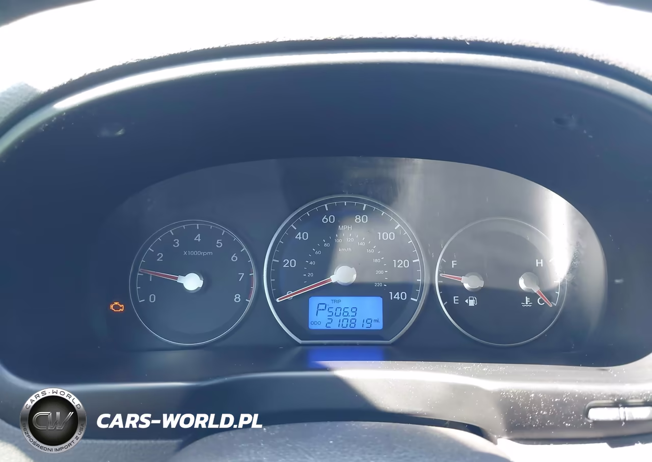 2011 Hyundai Santa Fe Limited V6 VIN:5XYZKDAG5BG013831 - 7