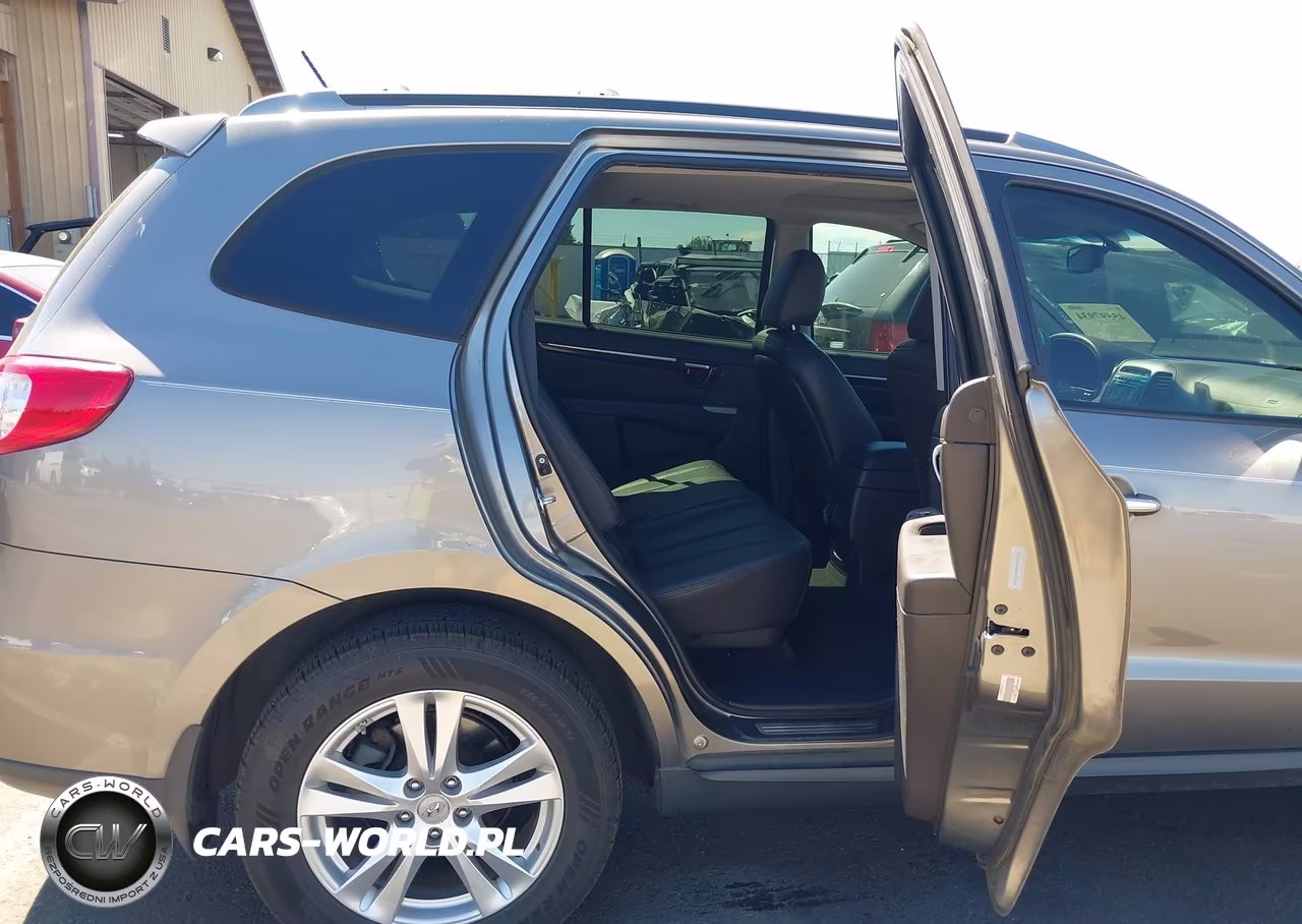 2011 Hyundai Santa Fe Limited V6 VIN:5XYZKDAG5BG013831 - 8