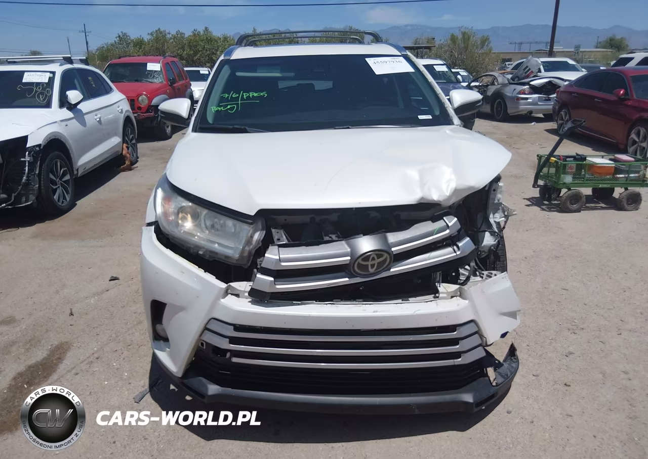 2018 Toyota Highlander Xle VIN:5TDKZRFH0JS544335 - 11