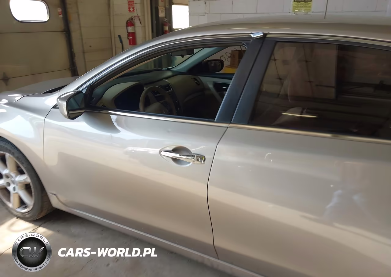 2014 Nissan Altima 2.5 S VIN:1N4AL3AP3EC144923 - 6