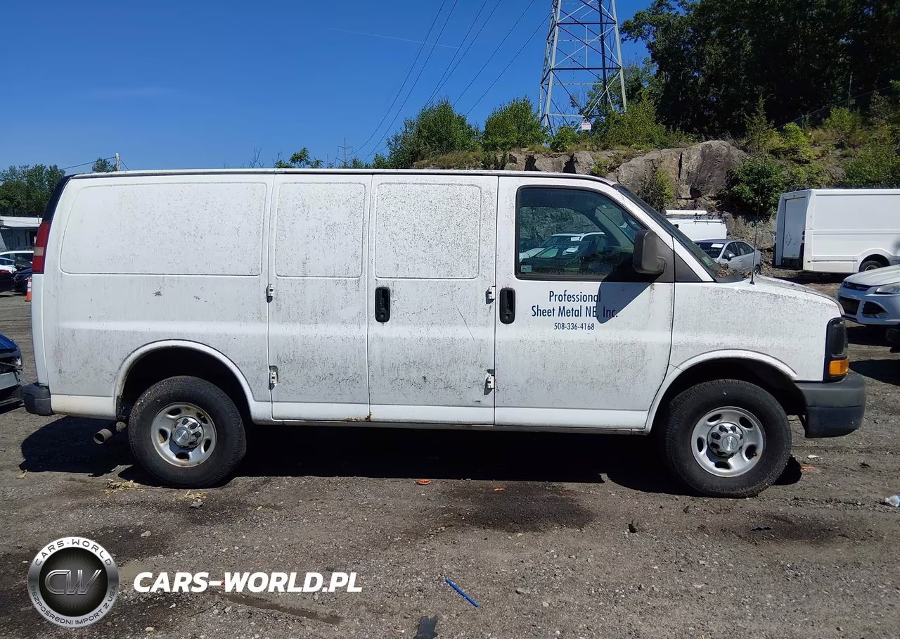 2015 Chevrolet Express 2500 Work Van VIN:1GCWGFFF2F1103802 - 14
