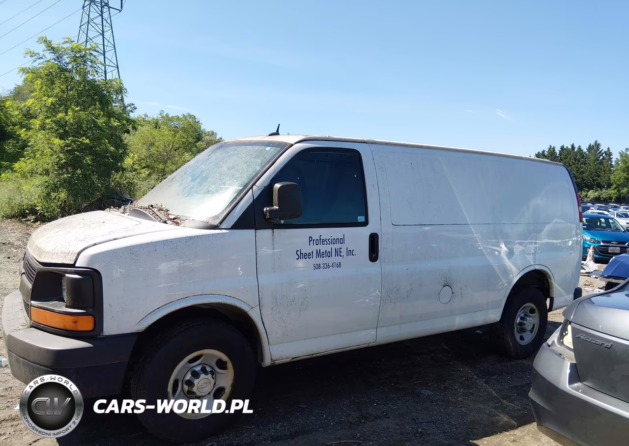 2015 Chevrolet Express 2500 Work Van VIN:1GCWGFFF2F1103802 - 15