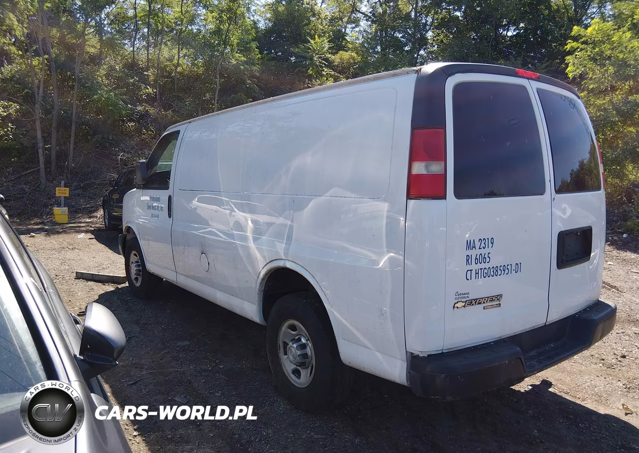 2015 Chevrolet Express 2500 Work Van VIN:1GCWGFFF2F1103802 - 3