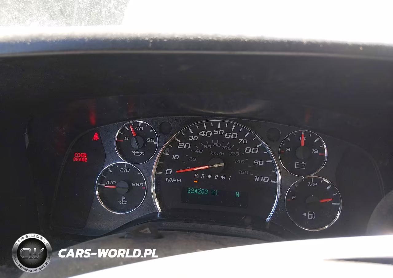 2015 Chevrolet Express 2500 Work Van VIN:1GCWGFFF2F1103802 - 7
