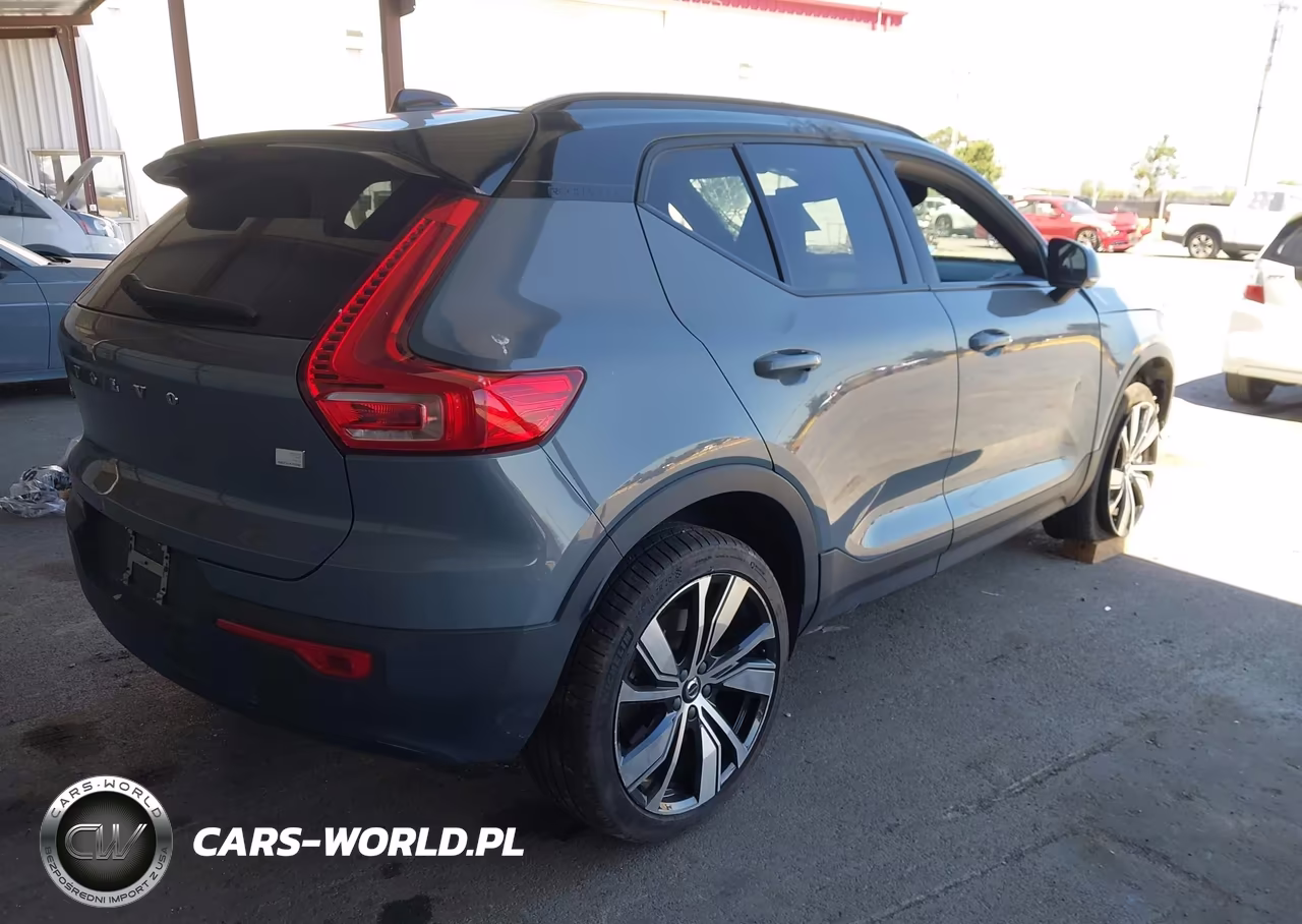 2021 Volvo Xc40 Recharge Pure Electric P8 VIN:YV4ED3URXM2583222 - 4