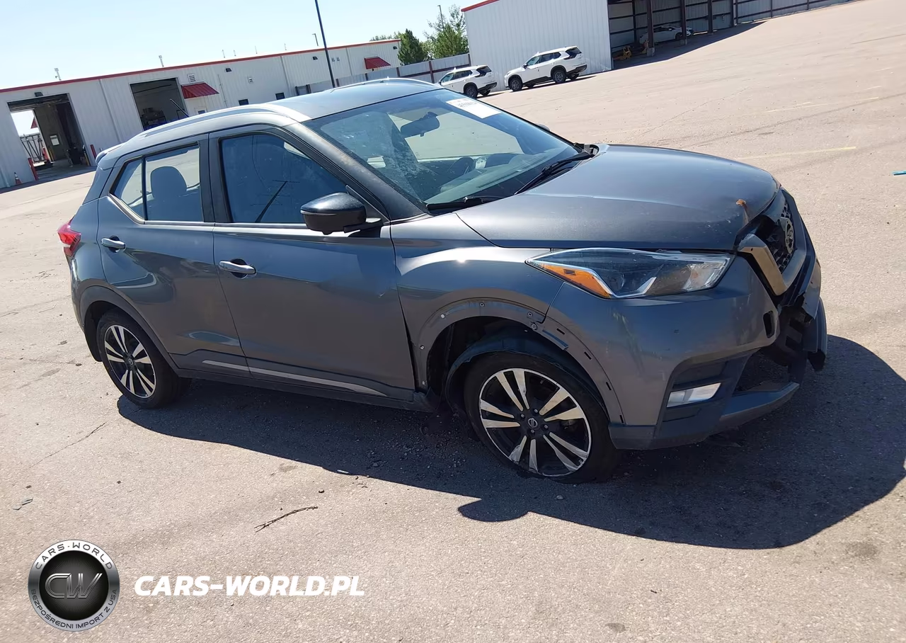 2019 Nissan Kicks Sr