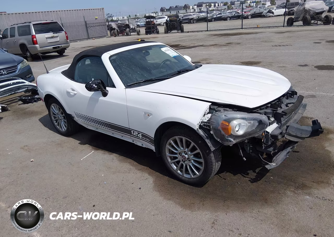 2017 Fiat 124 Spider Classica – zdjęcie 1 z 19