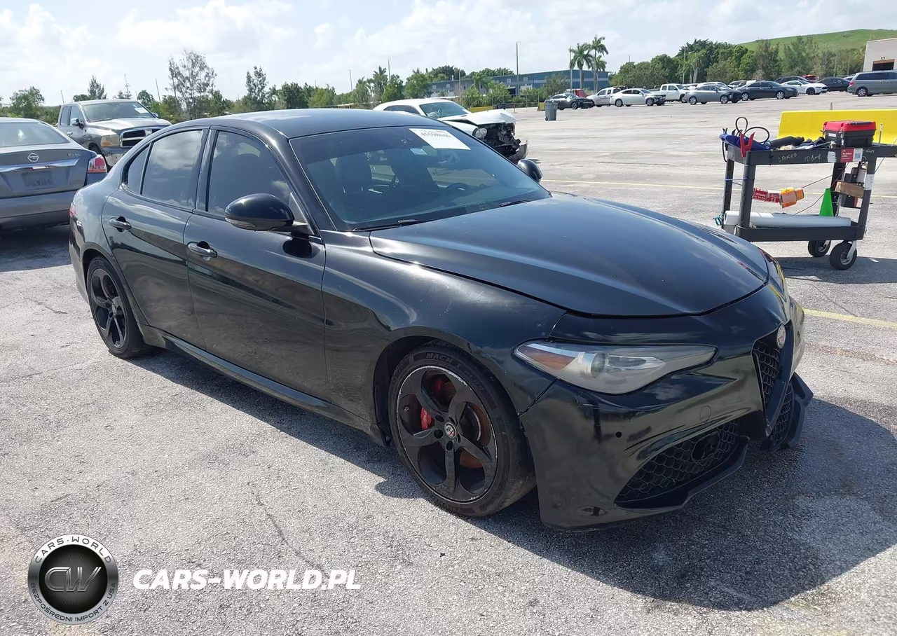 2018 Alfa Romeo Giulia Rwd – zdjęcie 1 z 16